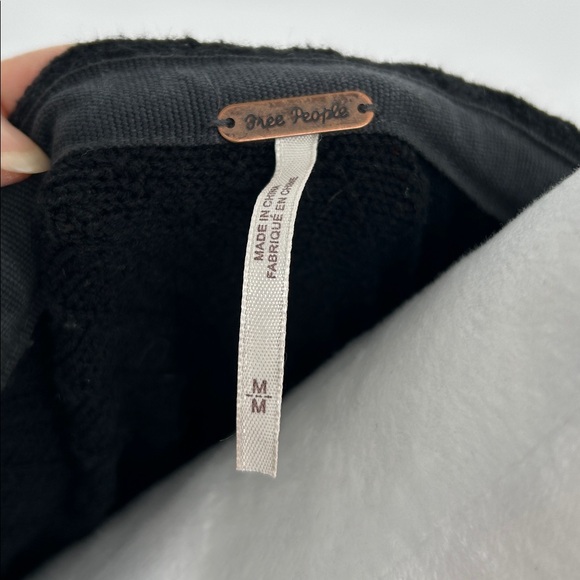 Free People Black Crew Neck Sweater - Picture 2 of 13